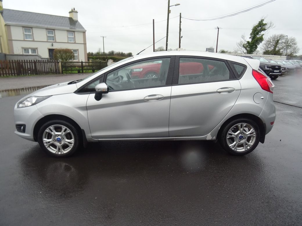 2015 Ford Fiesta