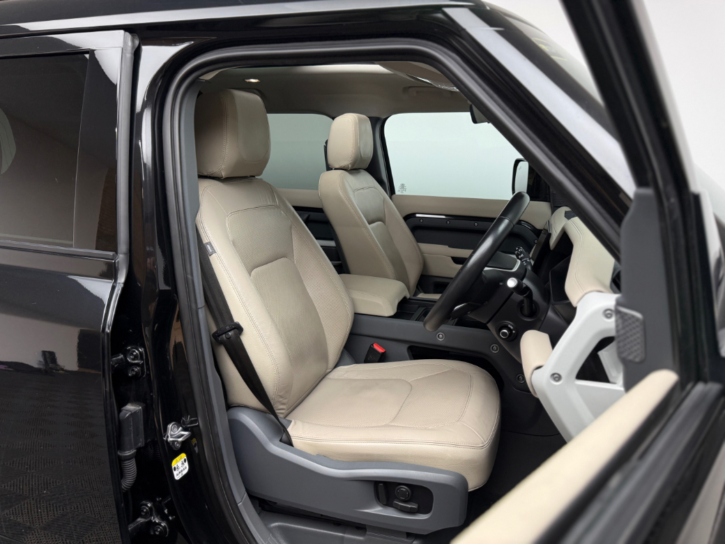 2022 Land Rover Defender 110