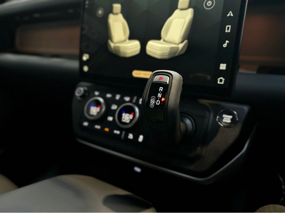 2026 Land Rover Defender
