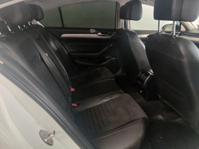 2015 Volkswagen Passat