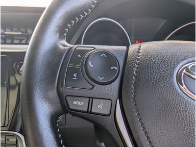 2016 Toyota Auris