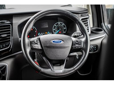 2022 Ford Tourneo