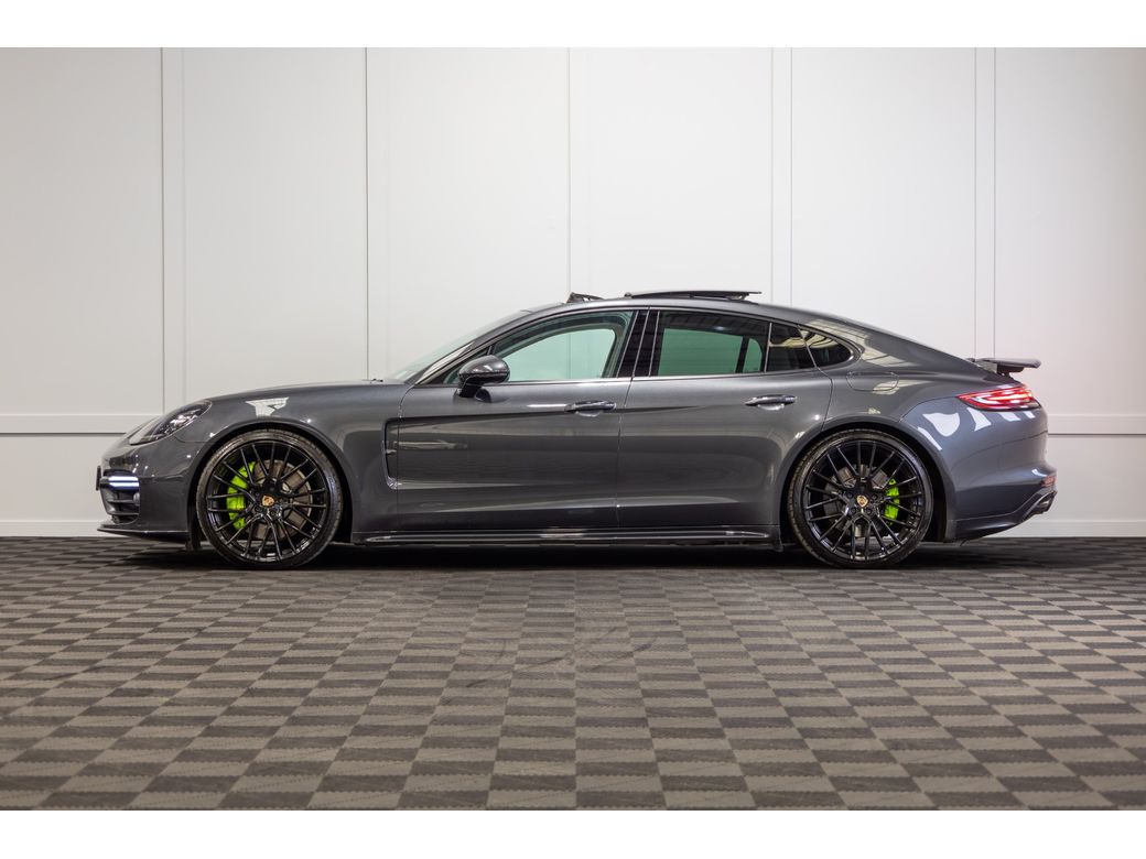 2018 Porsche Panamera