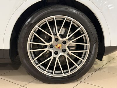 2022 Porsche Cayenne