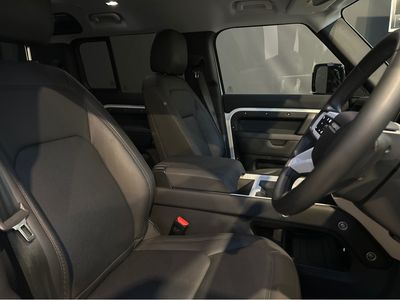 2025 Land Rover Defender