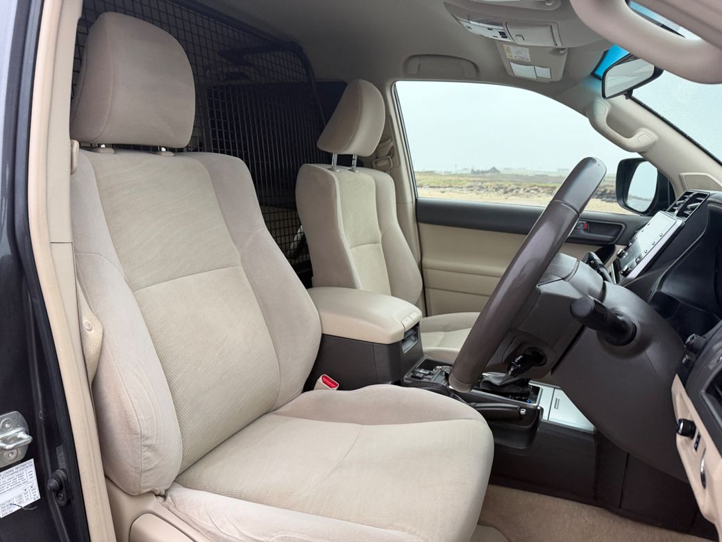 2022 Toyota Landcruiser