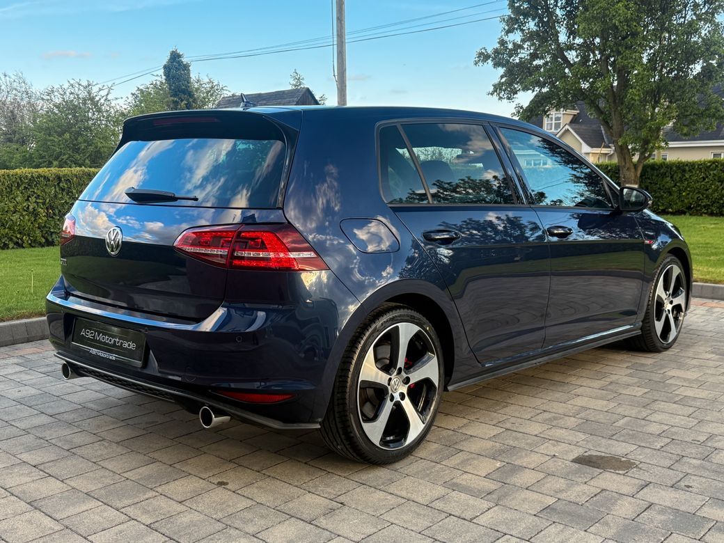 2016 Volkswagen Golf