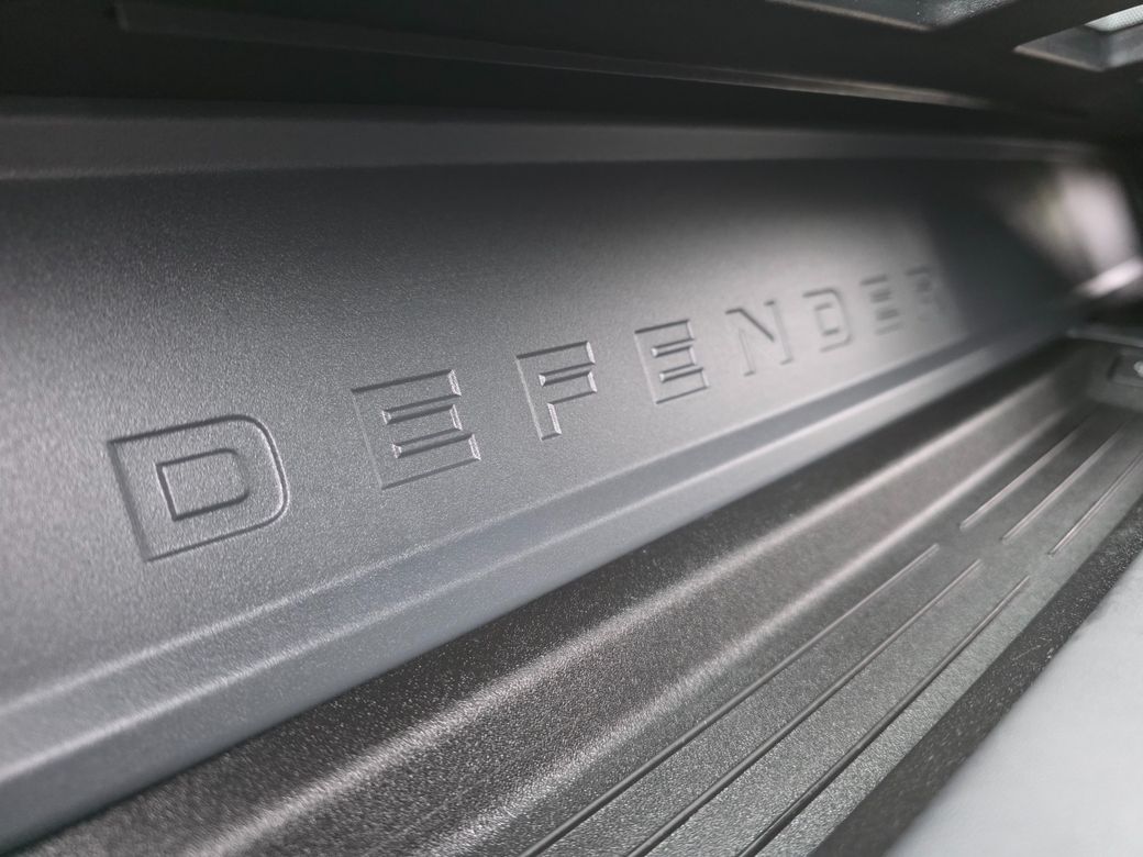 2024 Land Rover Defender