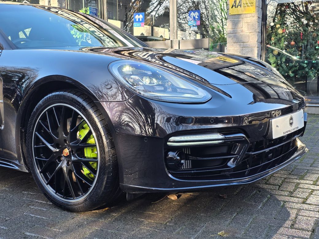 2023 Porsche Panamera