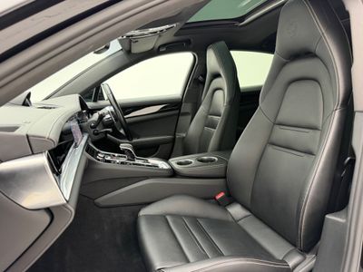 2020 Porsche Panamera