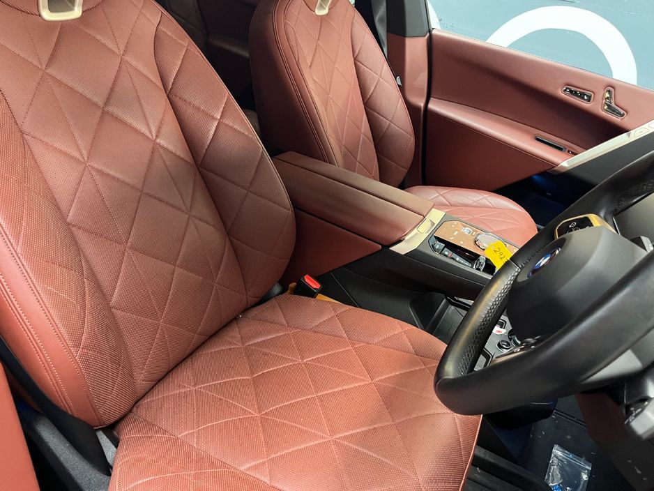 2022 BMW iX