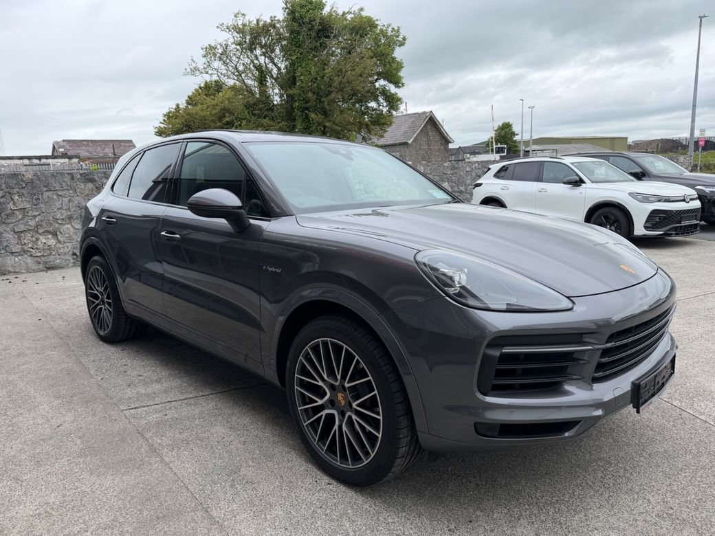 2023 Porsche Cayenne