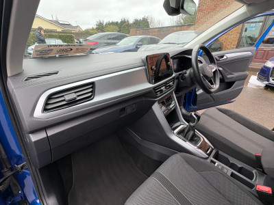 2023 Volkswagen T-Roc