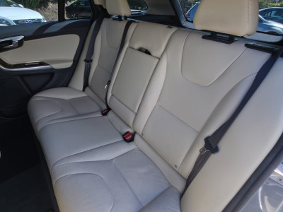 2018 Volvo V60 Cross Country