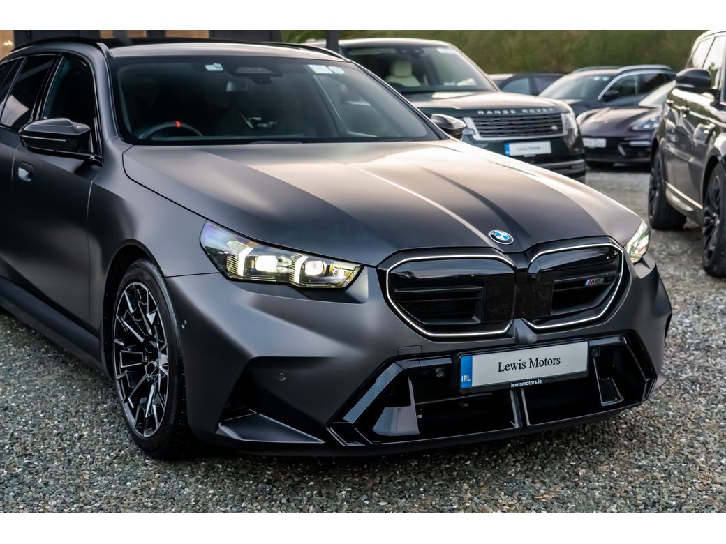 2025 BMW M5
