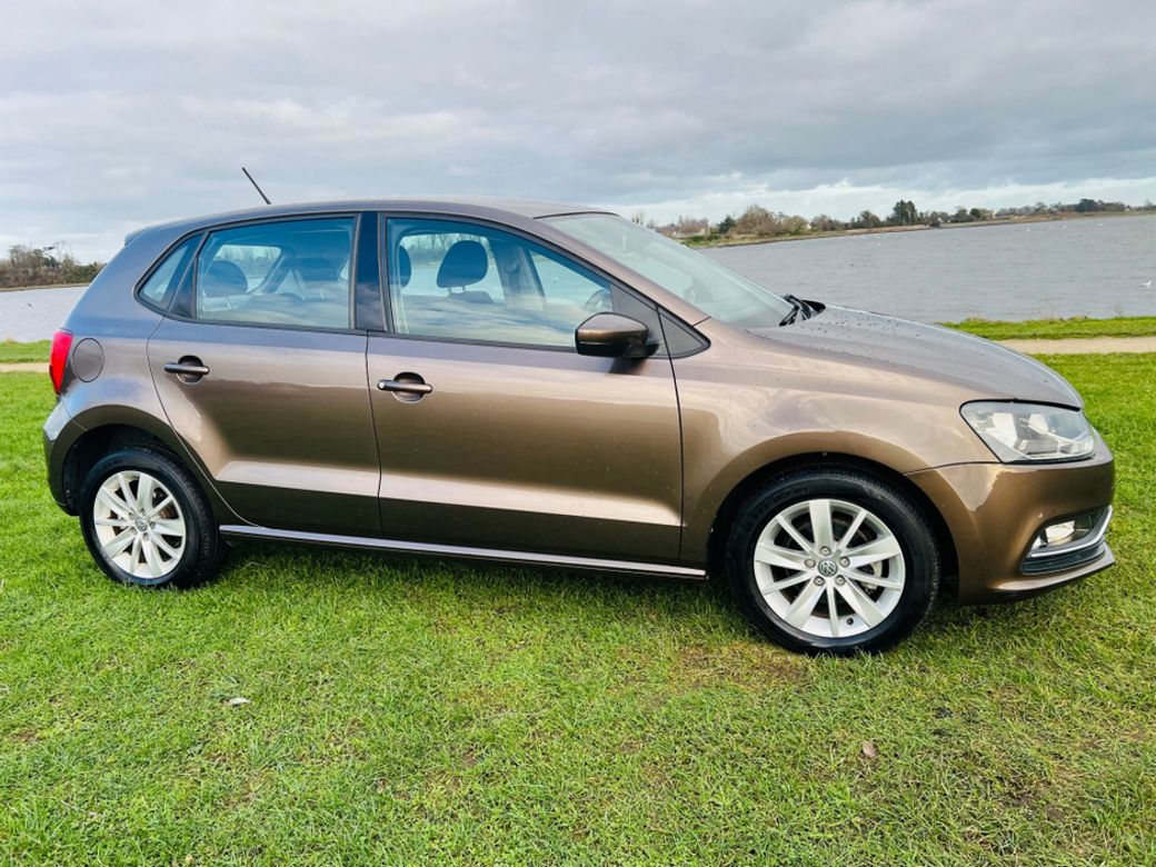 2015 Volkswagen Polo