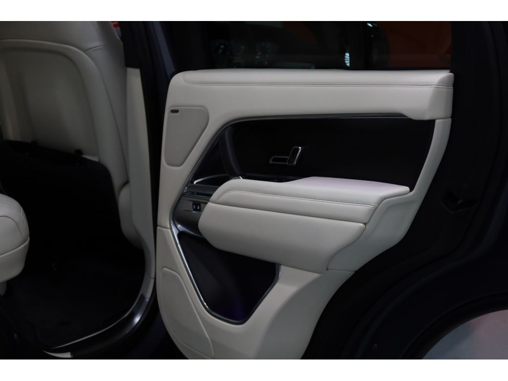 2025 Land Rover Range Rover