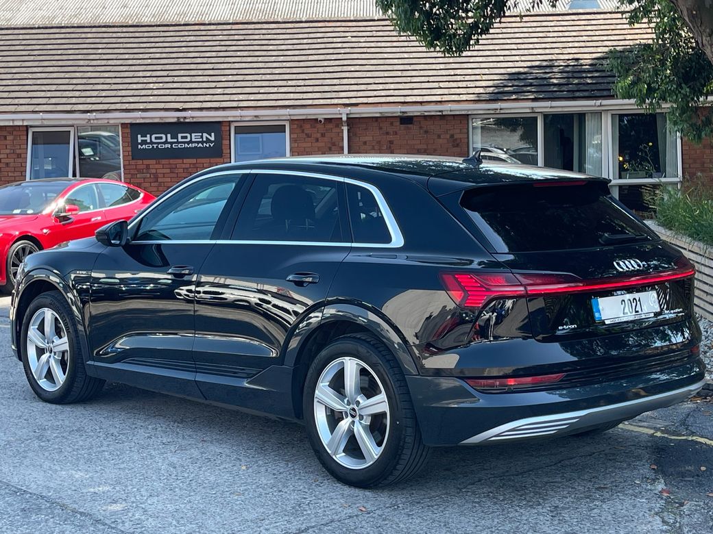 2021 Audi e-tron