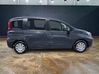 2023 Toyota Sienta