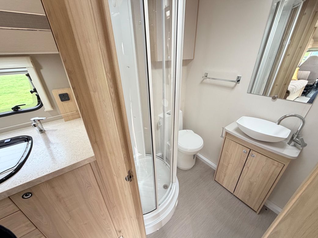 2016 ELDDIS EVOLUTION 175 R.H.D LOW PROFILE 