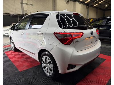 2017 Toyota Vitz