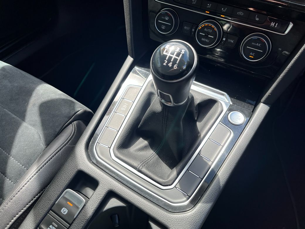 2019 Volkswagen Passat