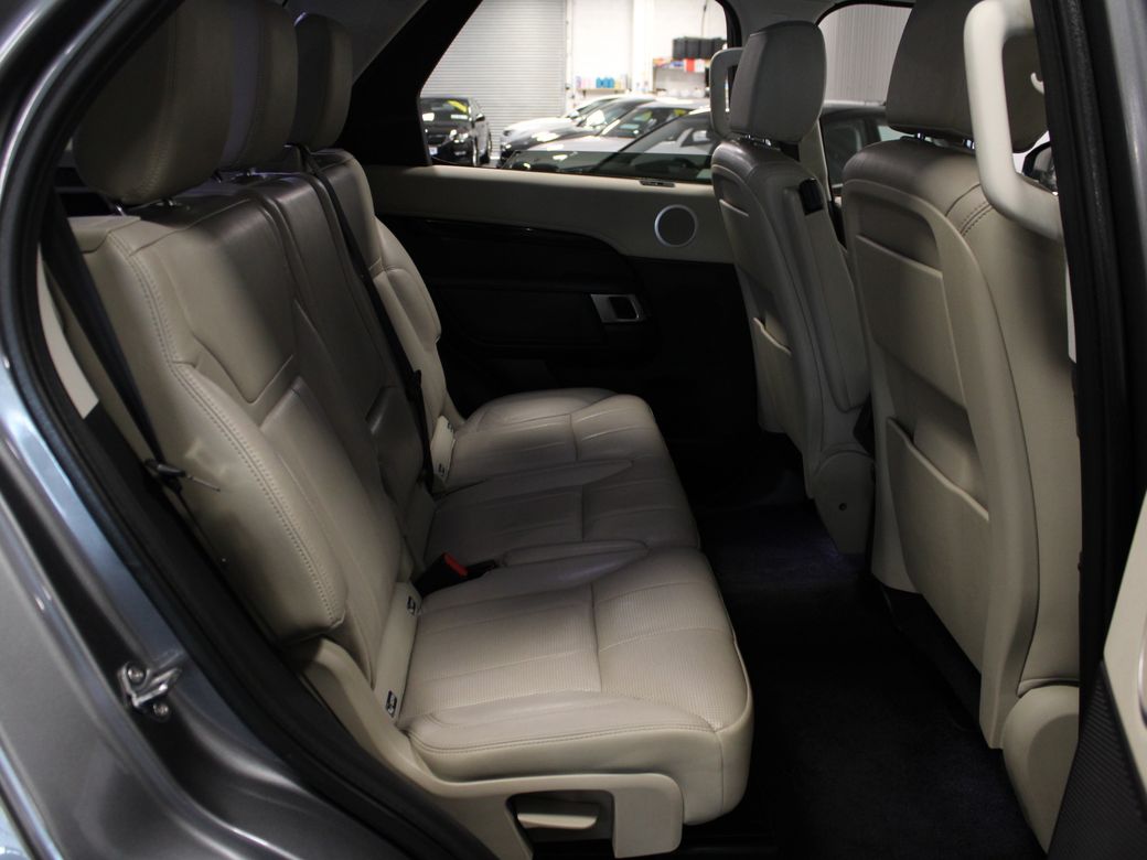 2017 Land Rover Discovery