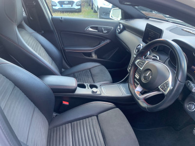 2017 Mercedes-Benz A 180