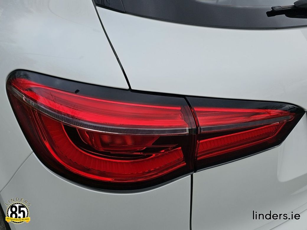 2021 MG HS