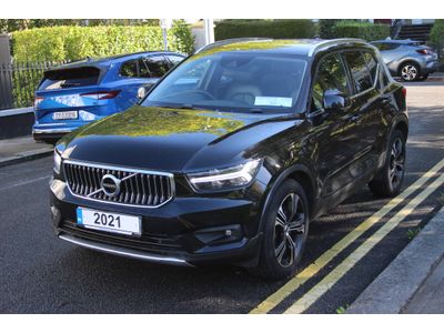 2021 Volvo XC40