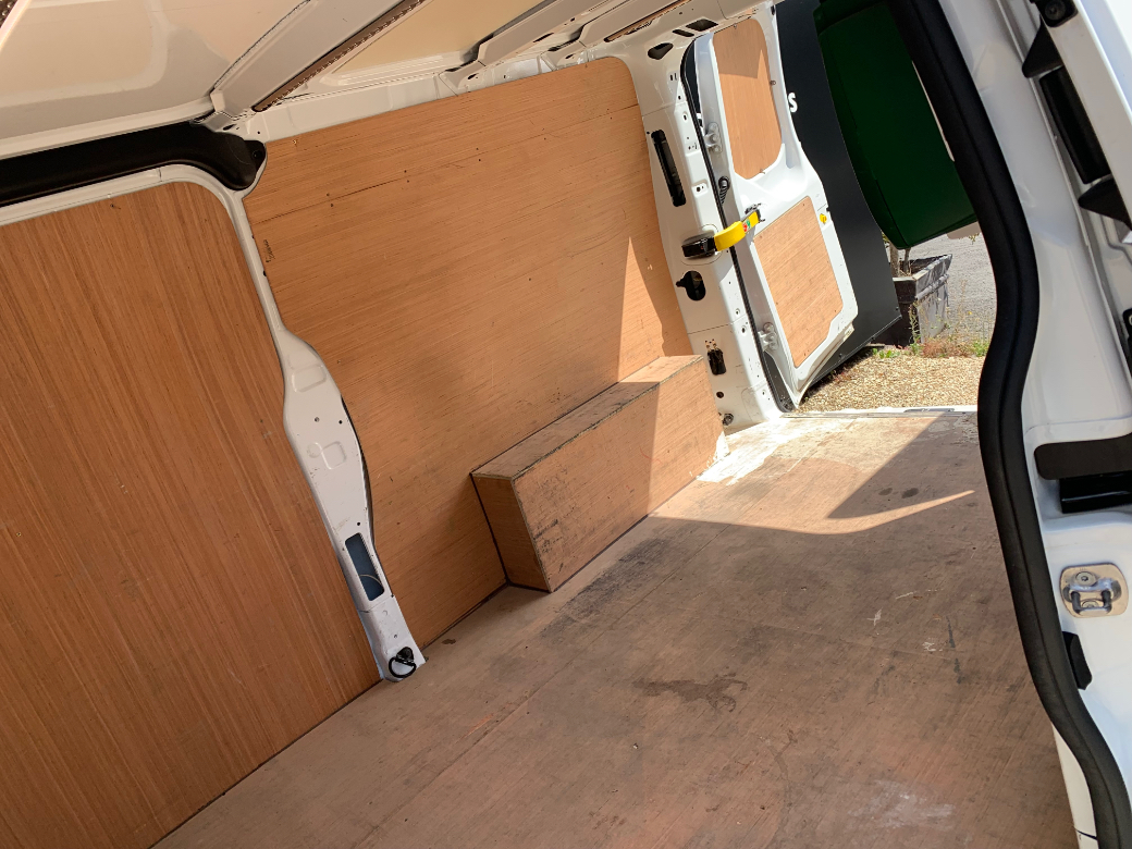 2022 Ford Transit Custom