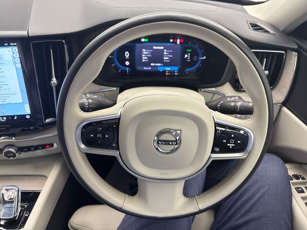 2022 Volvo XC60