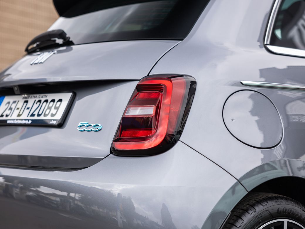 2025 Fiat 500