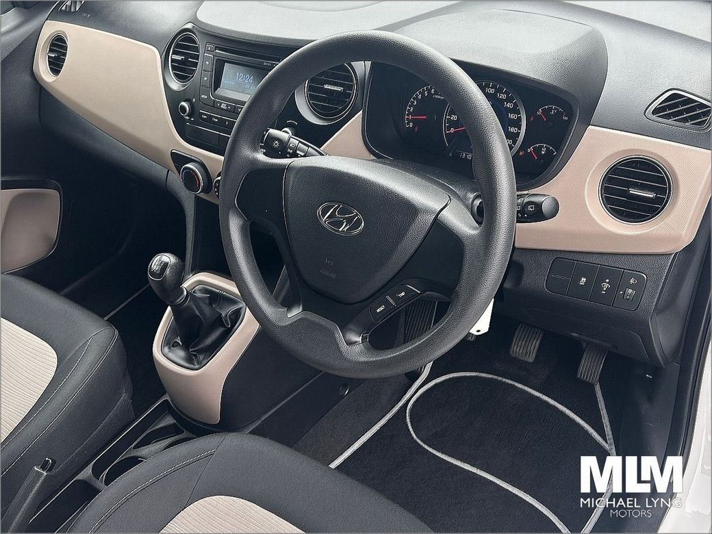 2016 Hyundai i10