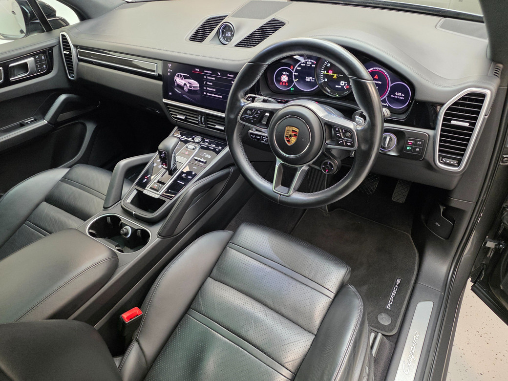 2023 Porsche Cayenne