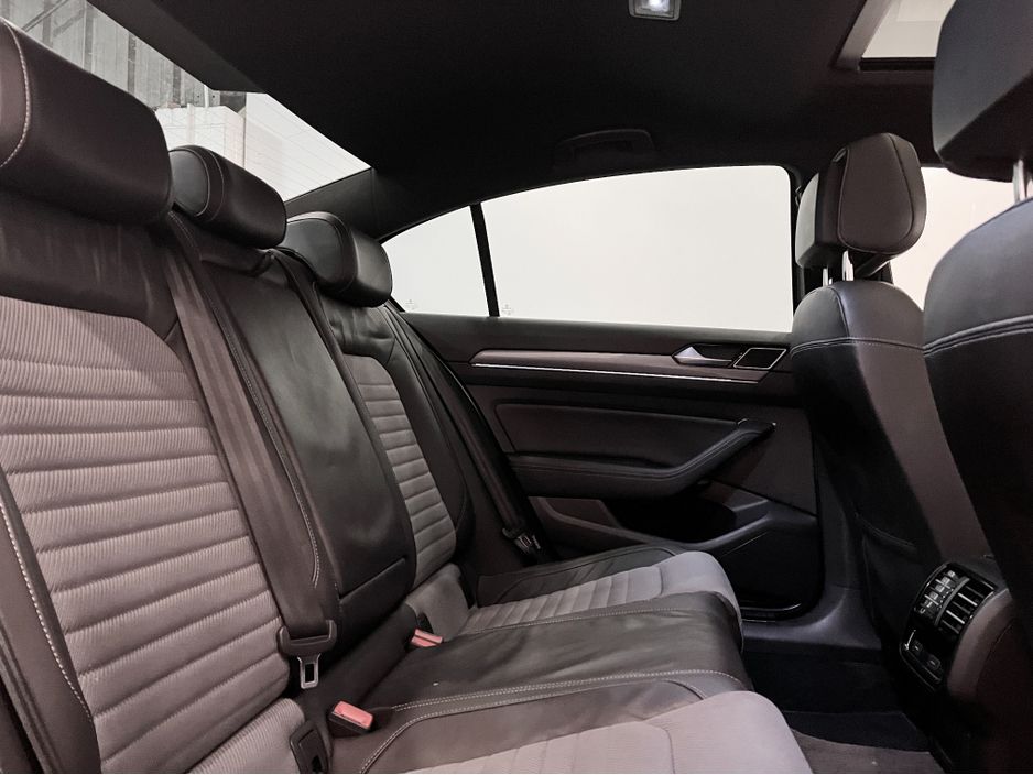 2017 Volkswagen Passat