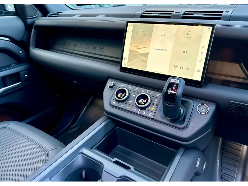 2025 Land Rover Defender