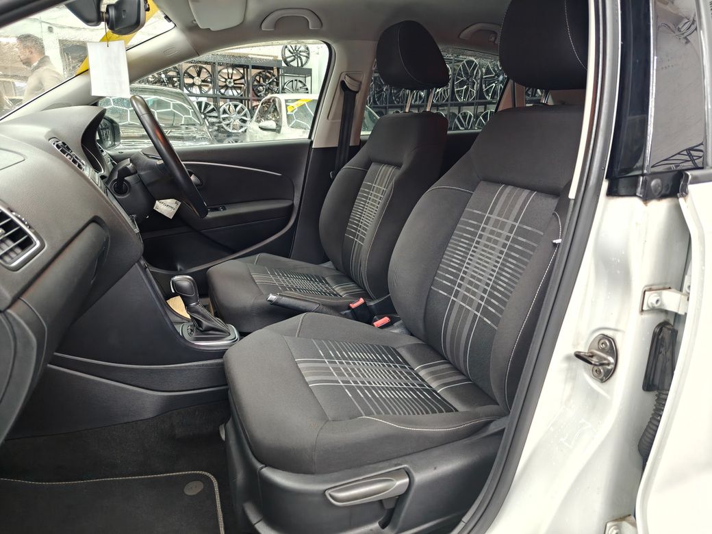 2015 Volkswagen Polo