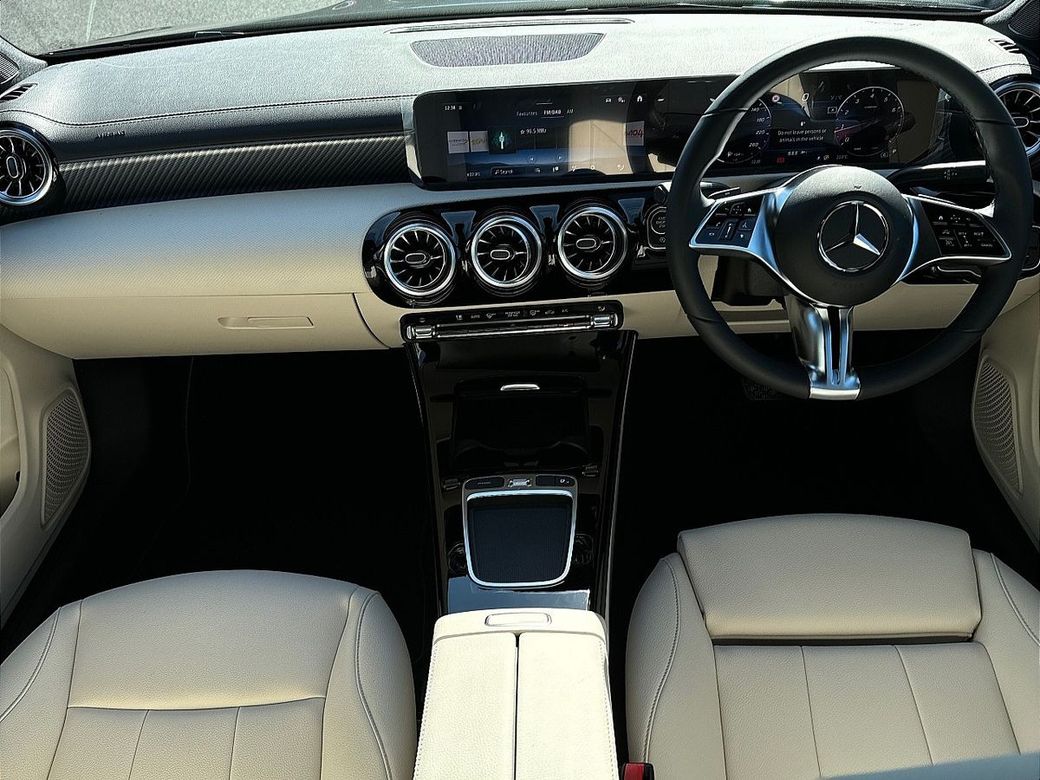 2025 Mercedes-Benz CLA Class