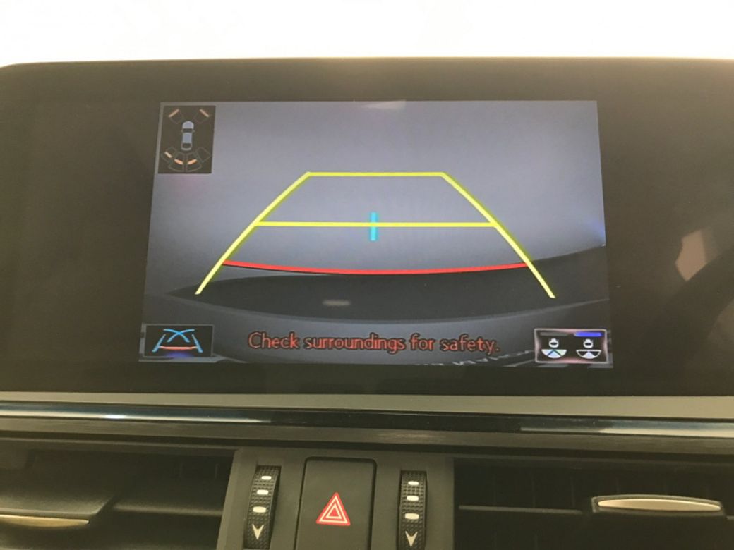 2022 Lexus ES 300h