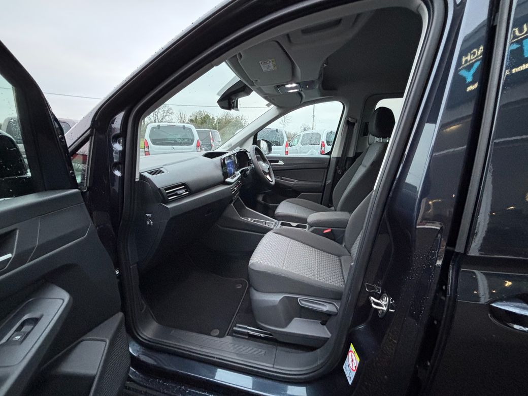 2025 Ford Tourneo Connect