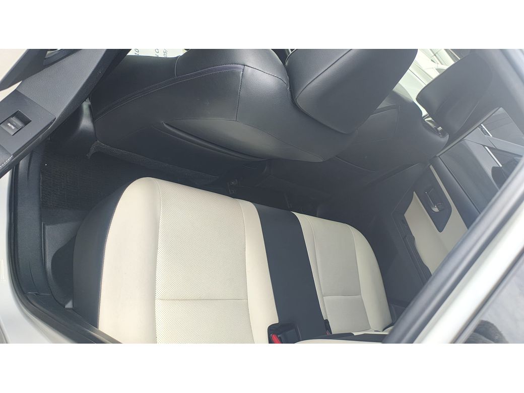 2016 Toyota Auris