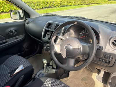 2017 Nissan March