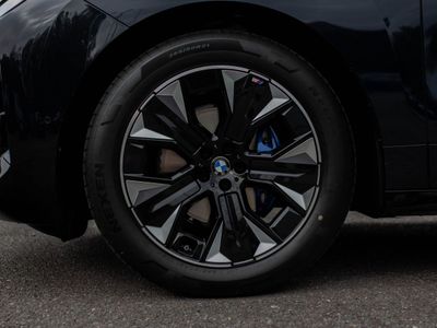 2026 BMW iX