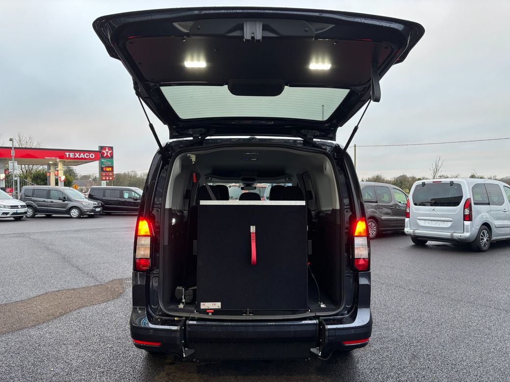 2025 Ford Tourneo Connect