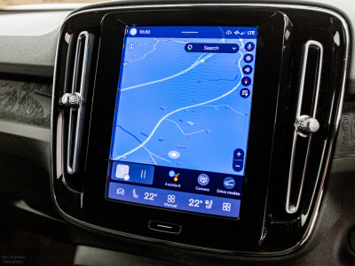 2023 Volvo XC40