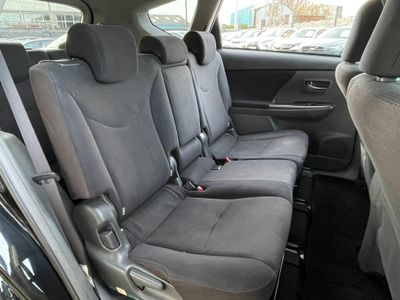 2013 Toyota Prius Alpha