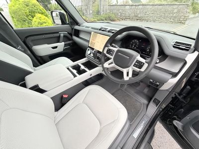 2026 Land Rover Defender