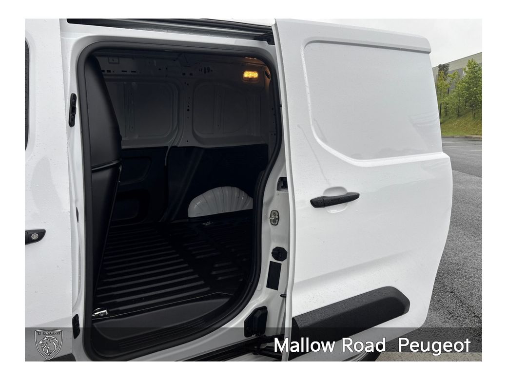 2025 Peugeot Partner