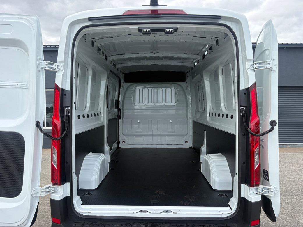 2026 Maxus Deliver 9